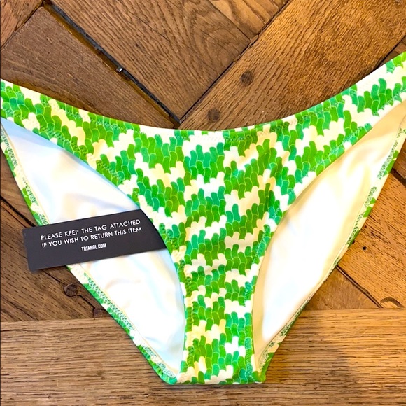 TRIANGL Bikini - Picture 2 of 4